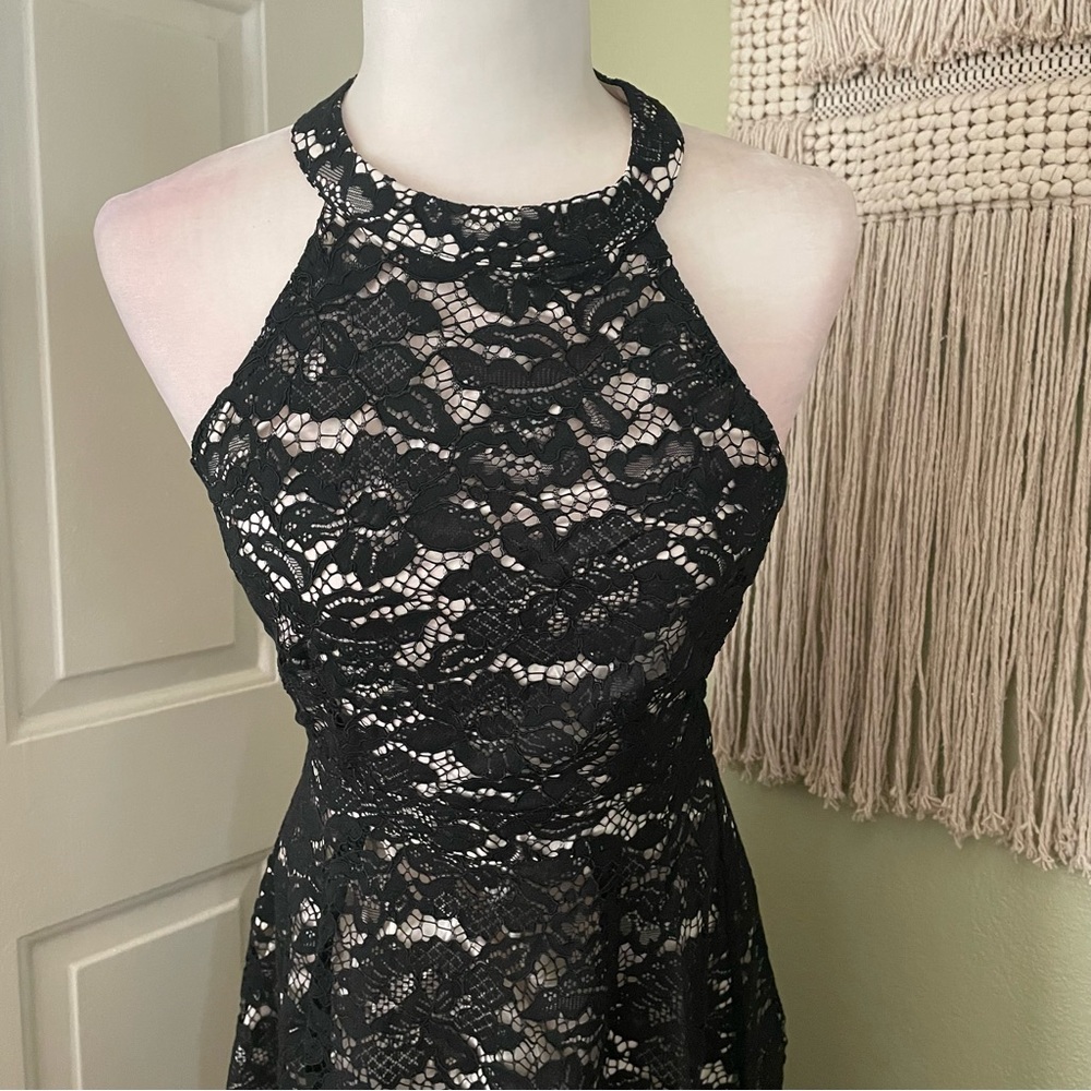 Modcloth Lace Halter Midi Dress - Picture 4 of 7